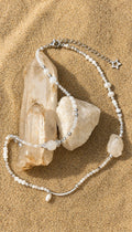 The moonlit necklace